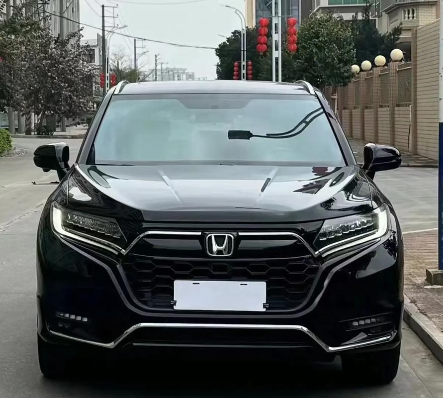 本田urv2022款报价及图片,本田urv价格图片