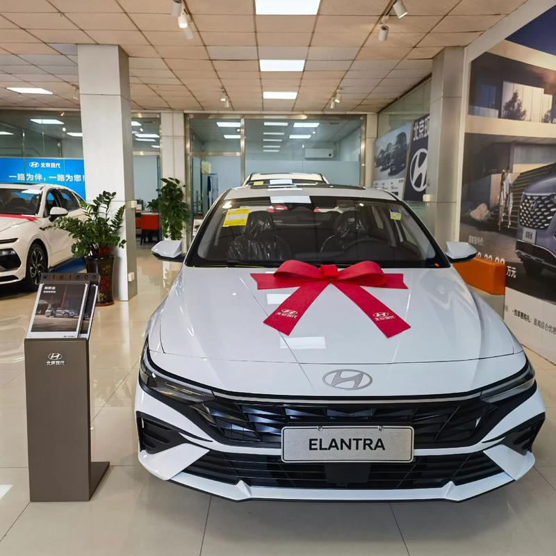 现代伊兰特新款报价,现代伊兰特新款报价2019款视频