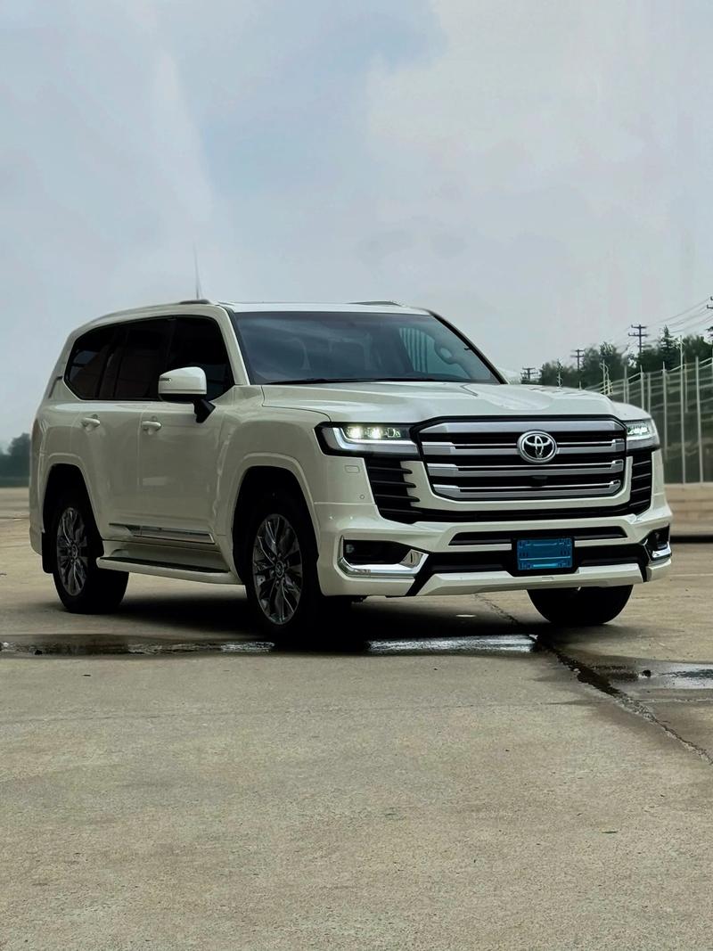 最新丰田车型大全图片,最新款丰田汽车的图片和价格 新款