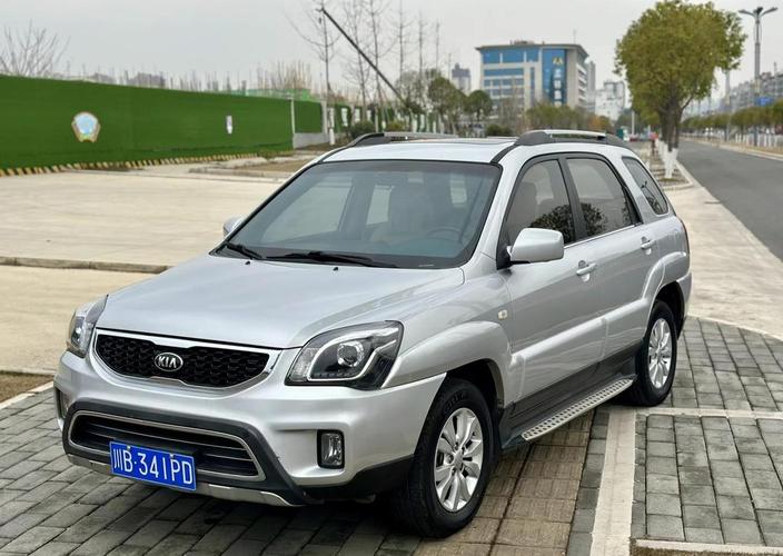 起亚狮跑价格及图片／起亚狮跑suv新车报价2020款试驾视频