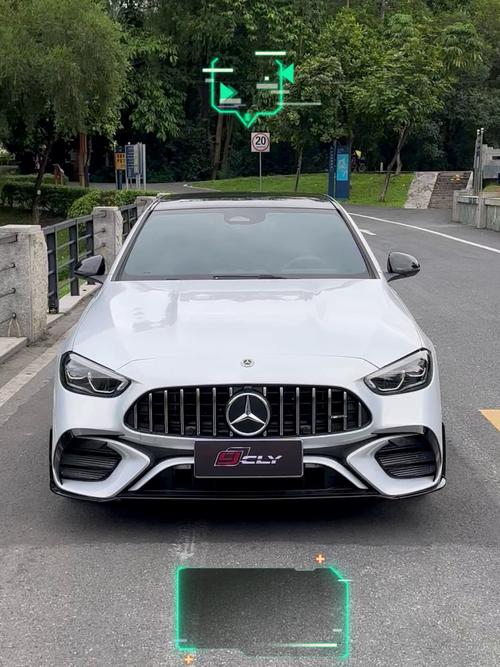 奔驰c级改装／奔驰c级改装c63包围能过车管所吗