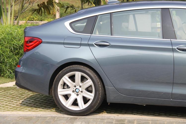 新车宝马gt550i价格／宝马gt550li报价及图片