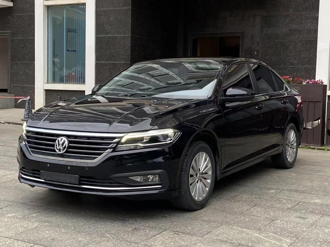 大众朗逸19款图片欣赏／大众朗逸2019款汽车之家