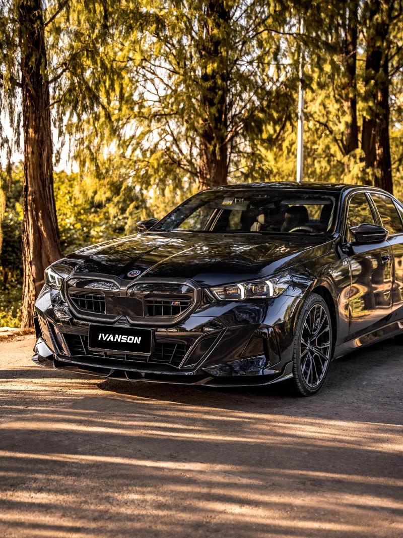 宝马新5系四驱的利弊 宝马5系四驱性能怎样