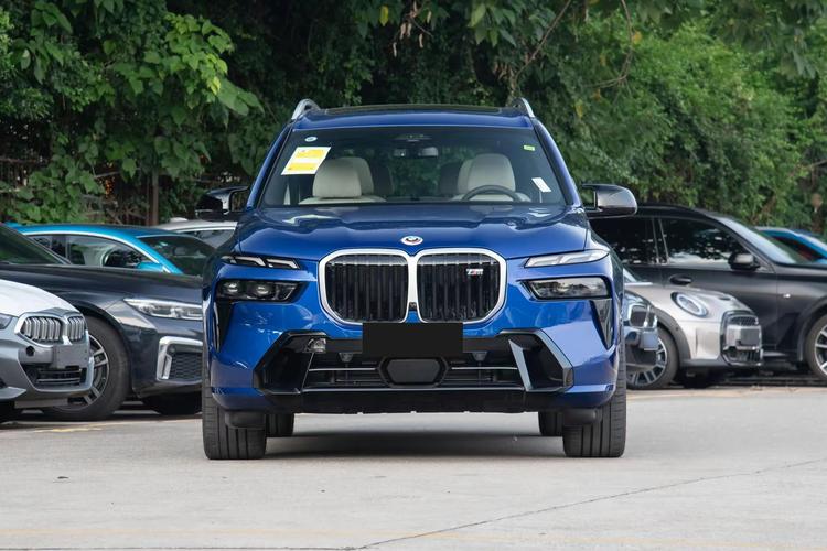 【宝马x7报价及图片配置,宝马x7报价及图片 售价 新款】